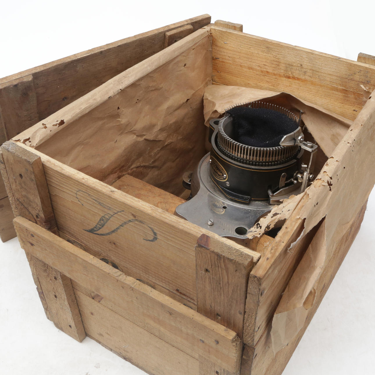 CIRCULAR KNITTING MACHINE “Viktoria” made in 1931.