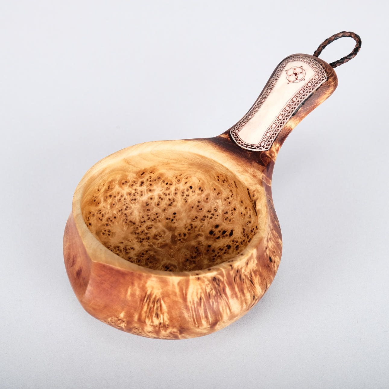 TOMAS ENGSTRÖM. Kåsa, Signed 20th century.