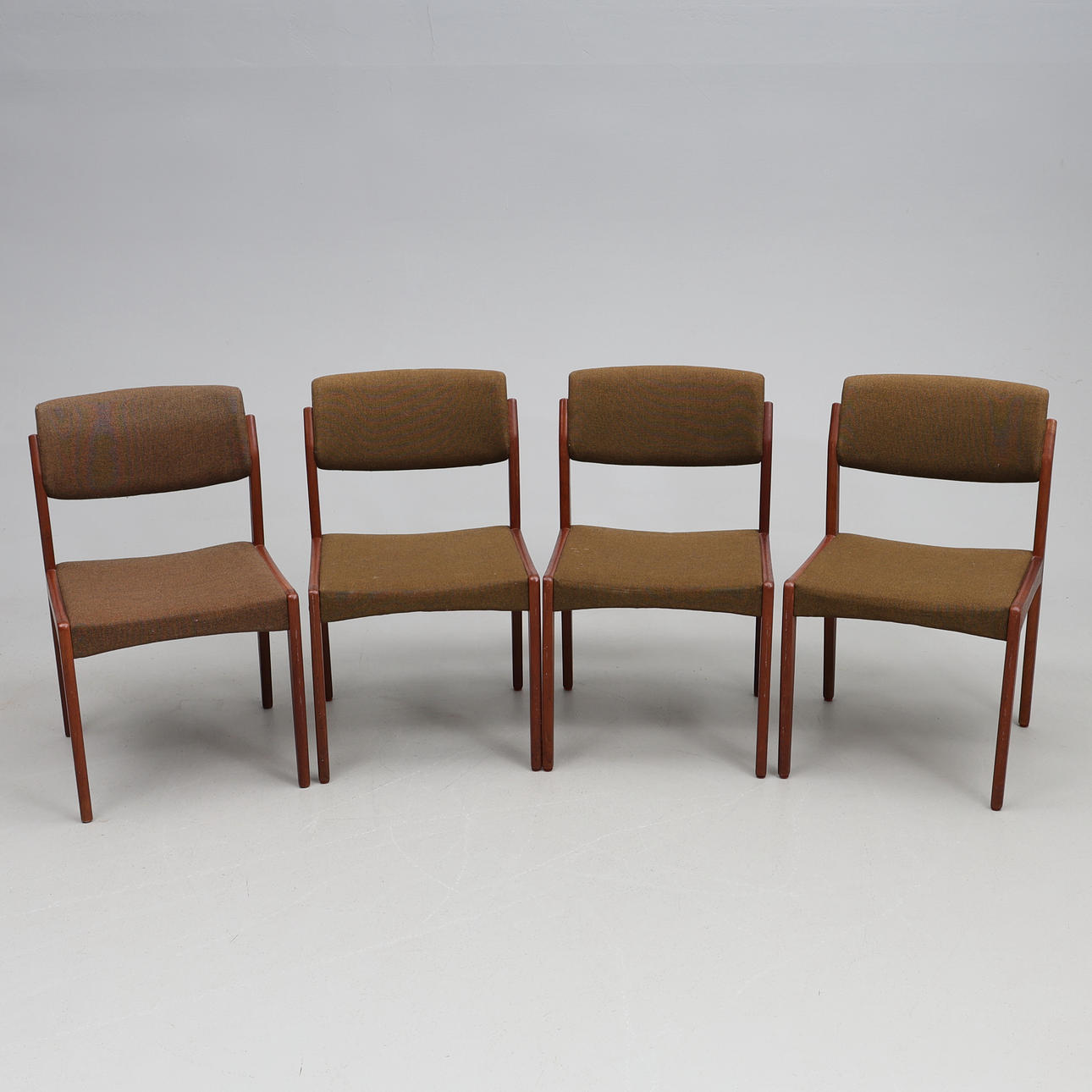 HW LILLE. Stole 4stk, teak, Bramin, Danmark.