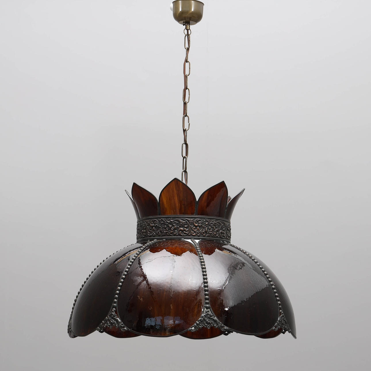 A Tiffany style ceiling lamp, 20th century.