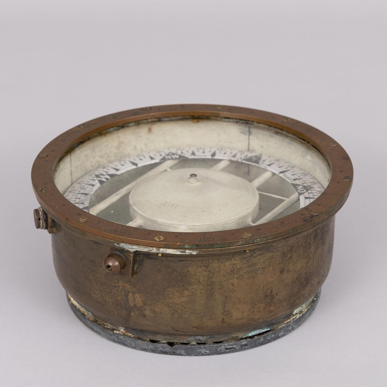 SHIP COMPASS. brass/glass, signed C.Plath. Hamburg.