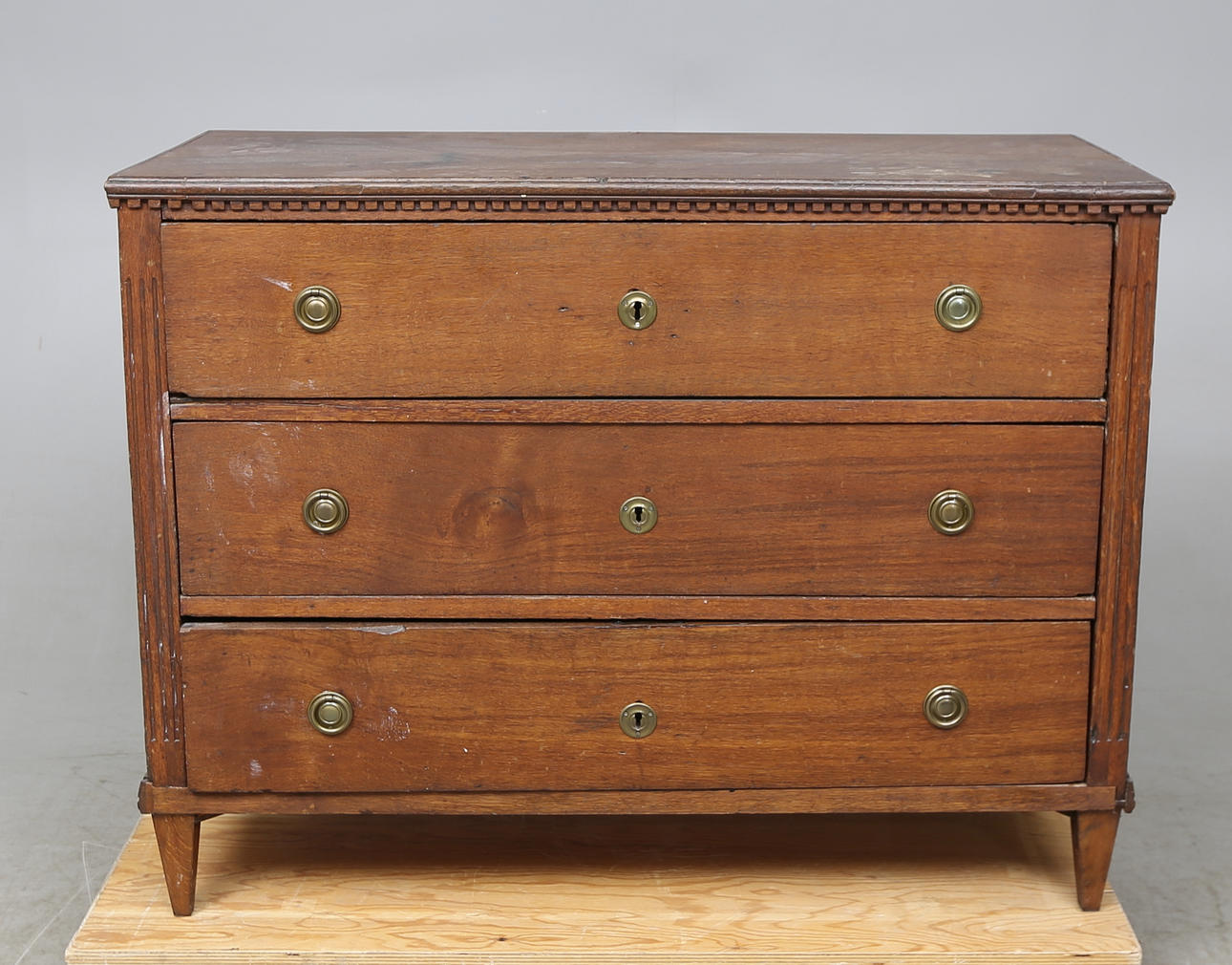 BYRÅ, sengustaviansk, 1800-tal.