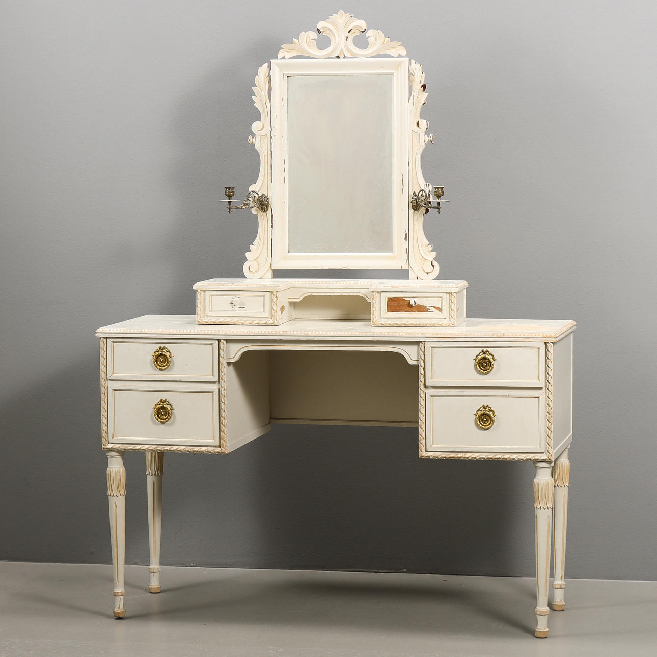 A Gustavian-style dressing table, mid 20th century.