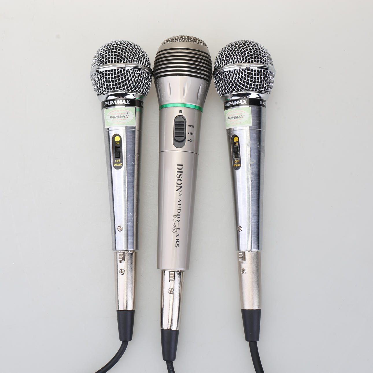 MIKROFONER, tre stykker.