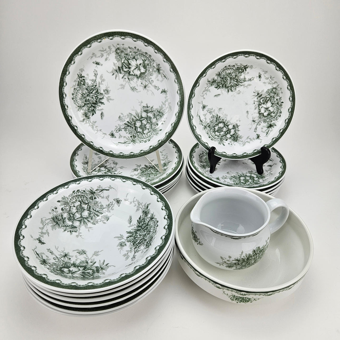 A set of 20 pieces, flintware, Rörstrand.