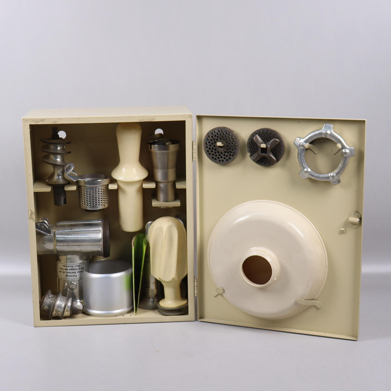 Accessory cabinet with contents, Electrolux Assistent, 1950/60s.