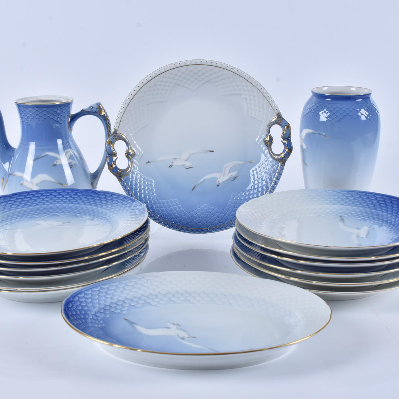 ESSGESCHIRR, 14-TEILIG, GESCHIRR B&G BLAUE MÖWE MIT GOLDRAND. Keramik & Porzellan - Europäisch