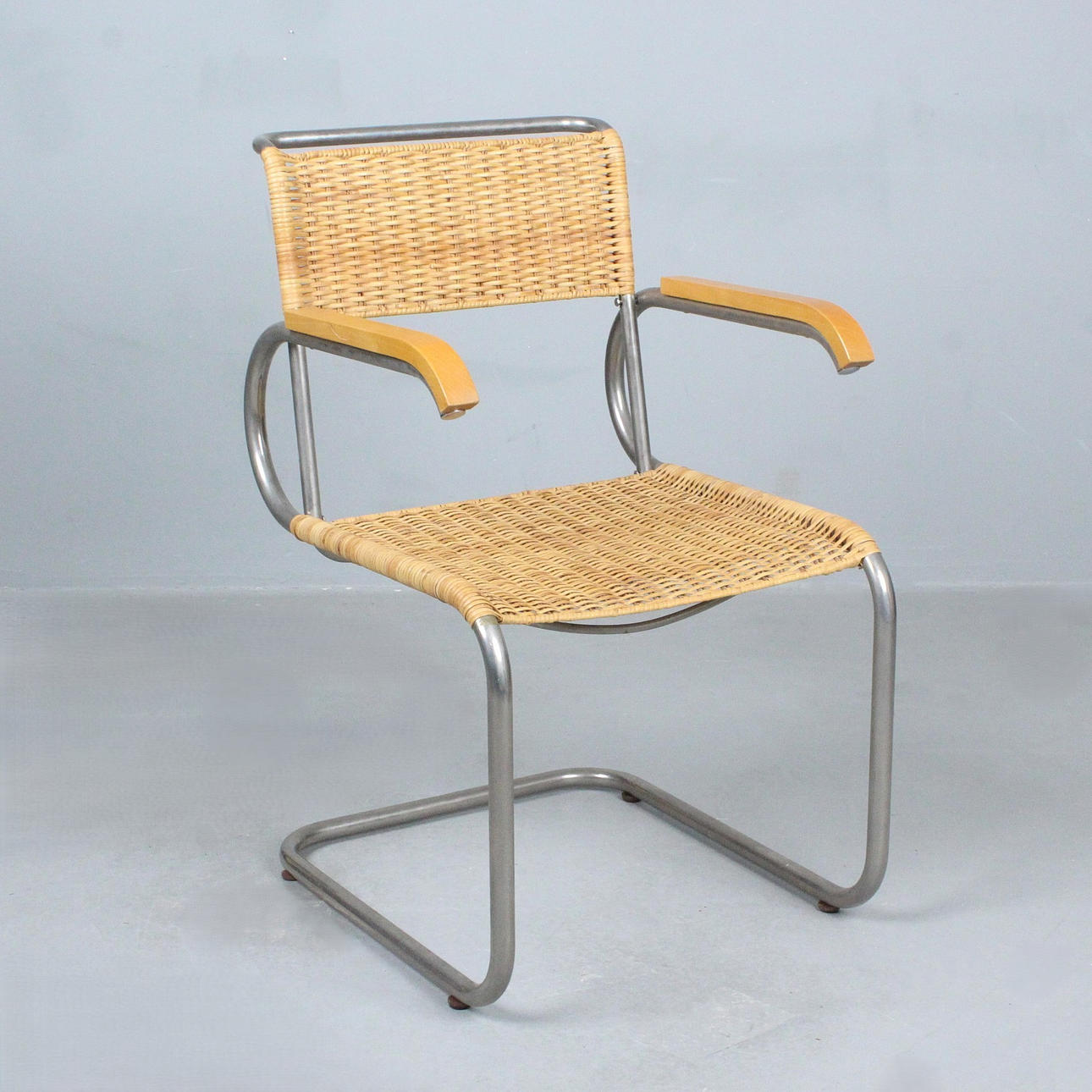 MARCEL BREUER. für Tecta, Freischwinger mit Rattan Geflecht, Modell '' D40 ''.