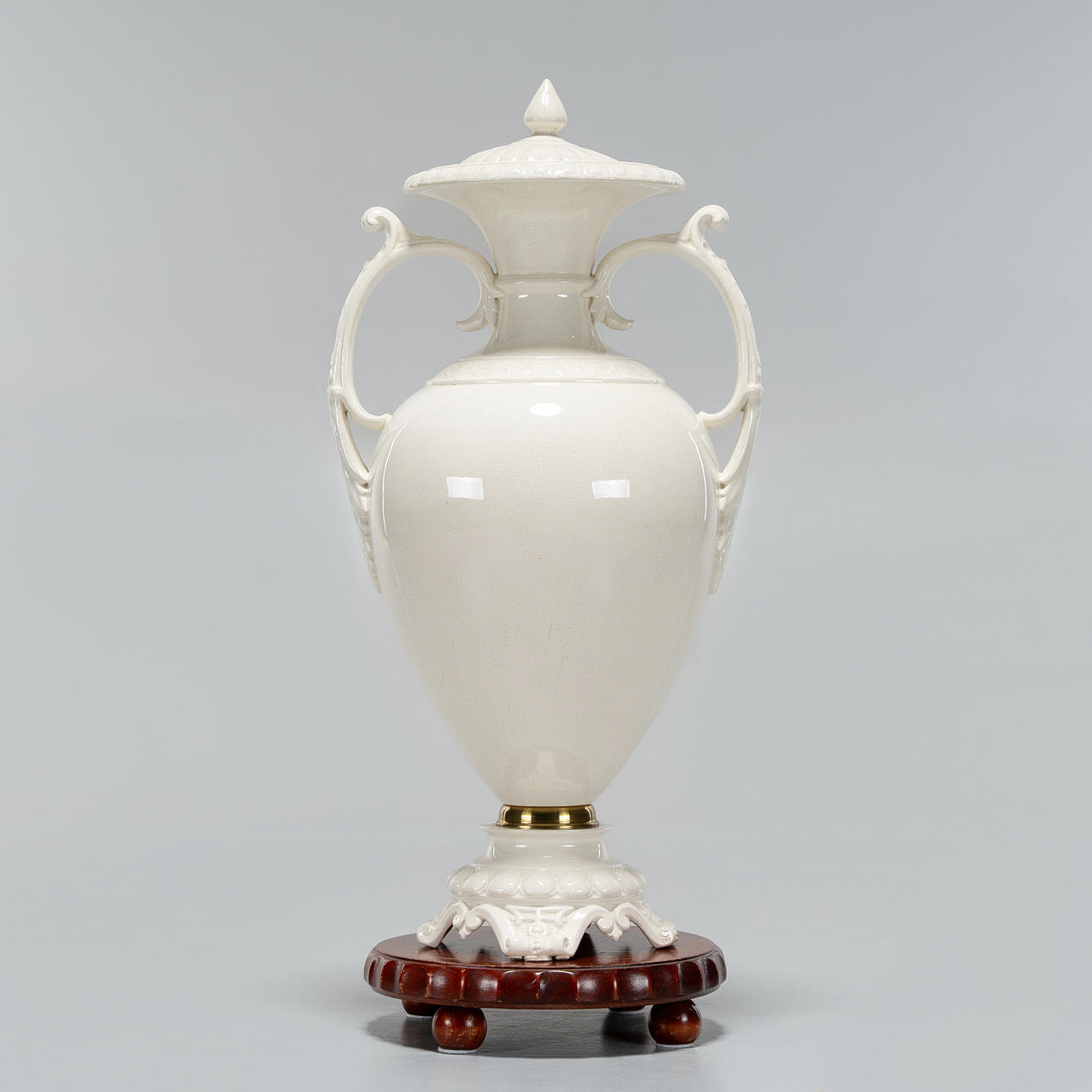 A Neoclassical urn, possibly French, circa 1900.