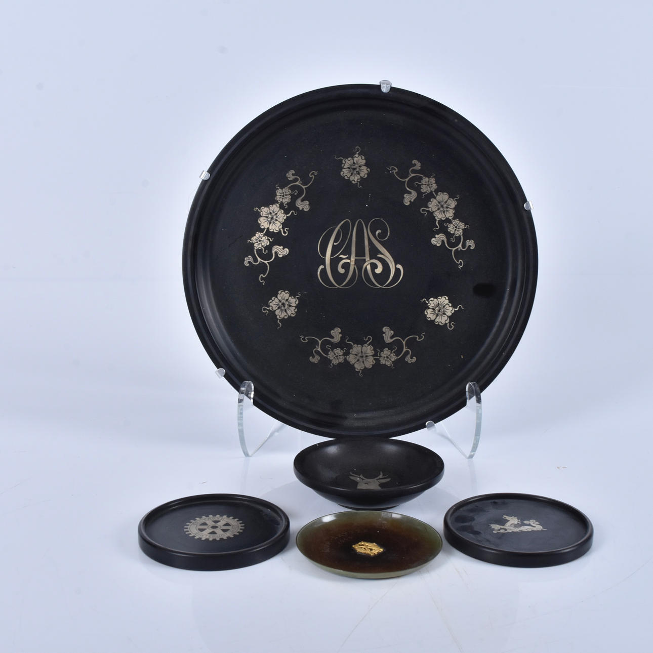 4 PARTES DE ISOLITA CON INTARSIA PLATEADA.