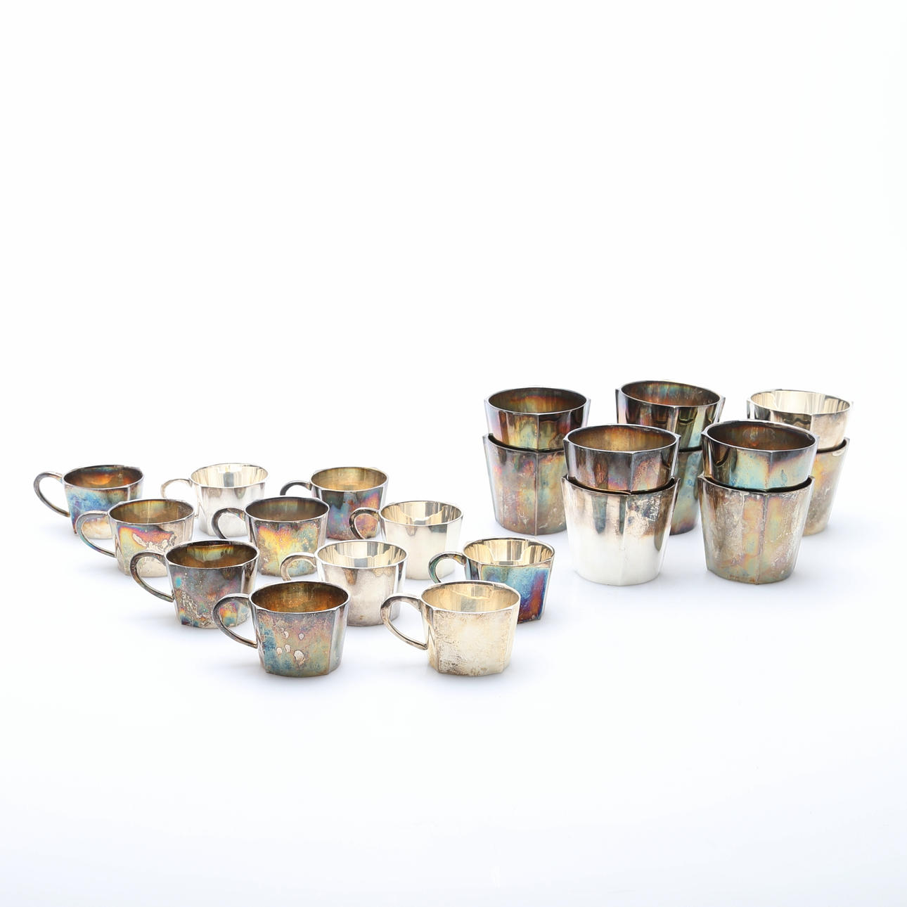 BÄGARE samt PUNCHMUGGAR 21 st (10+11), nysilver, Gense Bernadotte design.