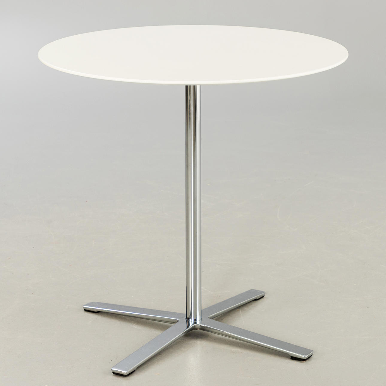 Wild rooster. bistro table.