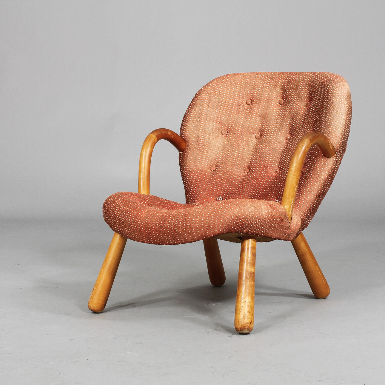 PHILIP ARCTANDER. TILLSKRIVEN. Fåtölj "Muslinge" 1940-tal.