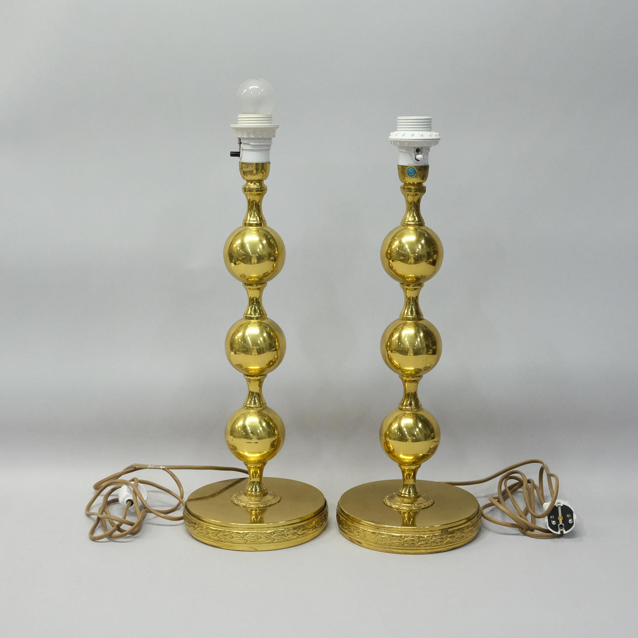 KENBRO, TABLE LAMPS, A PAIR.