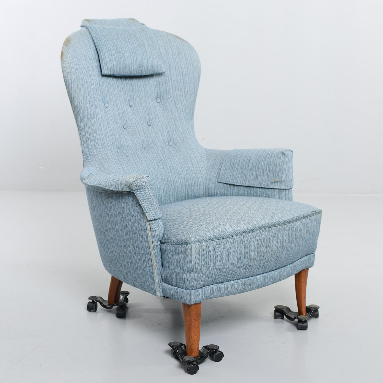 CARL MALMSTEN. „Bedstemor“, lænestol, O.H. Sjögren, designet 1956.