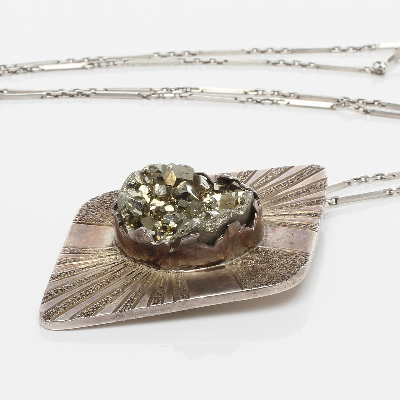 HÄNGE med halskedja, silver, 1900-tal.