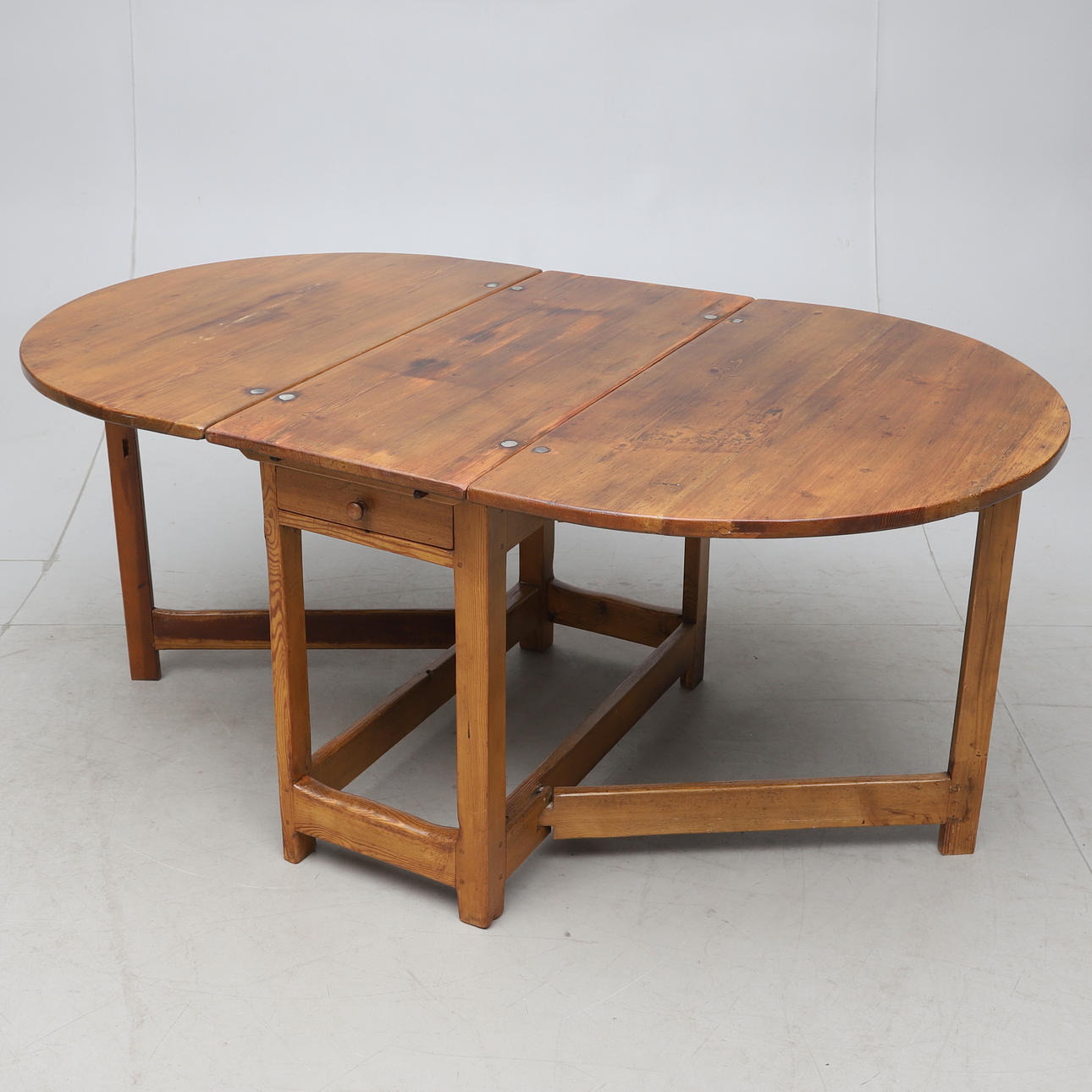 BATTLE TABLE, 19th century.