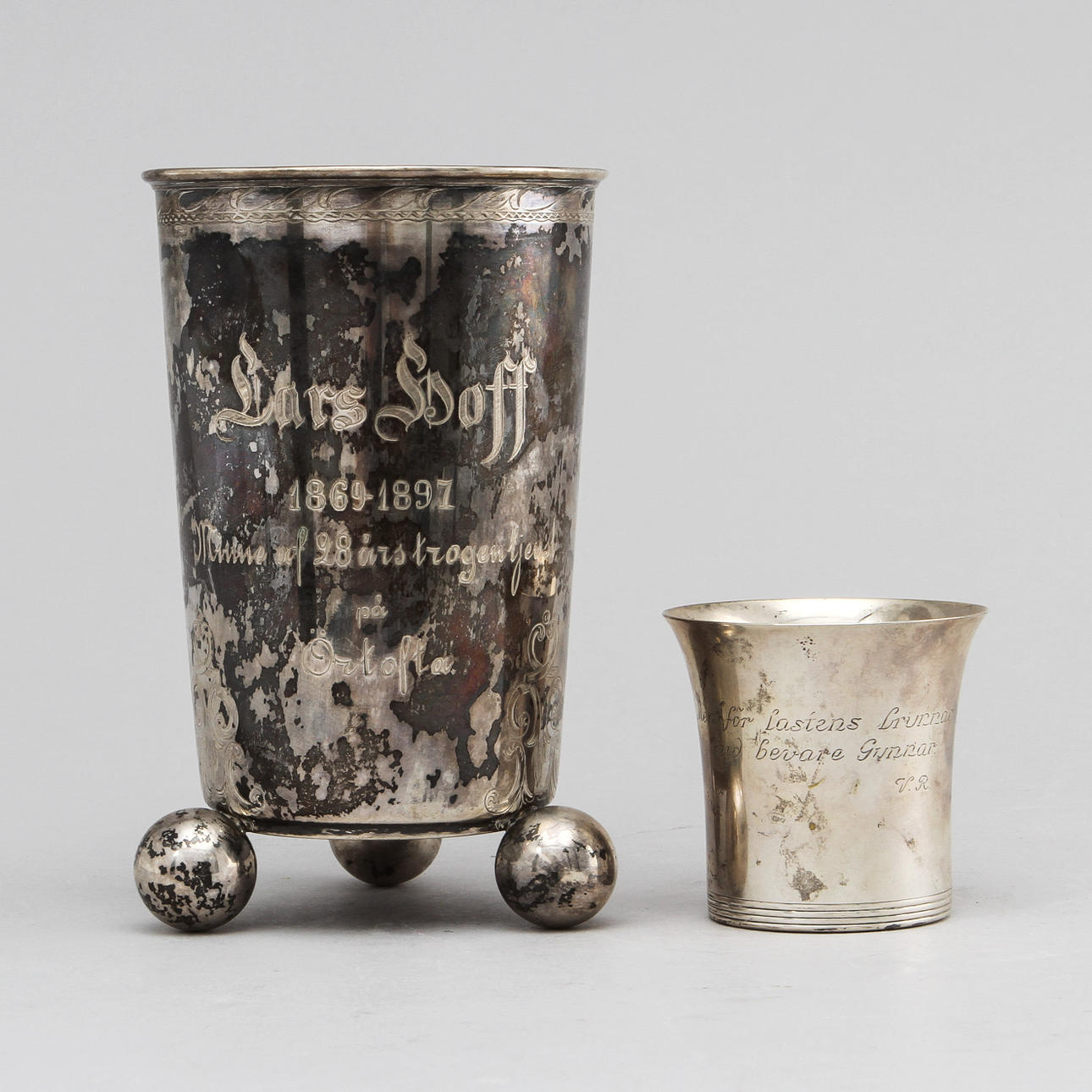 SILVERFÖREMÅL, 2 st, vikt ca 380 gram.