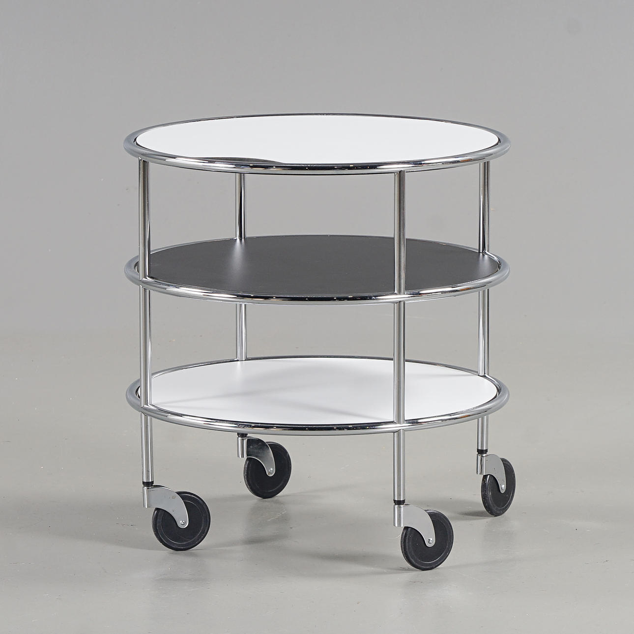 GUNILLA ALLARD. Rolling table “Chicago” Lammhults, 2000s.
