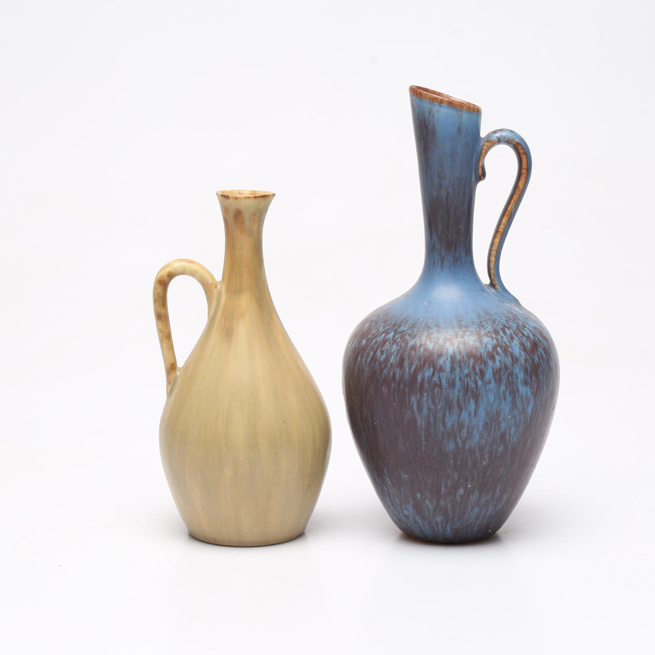 Dos jarrones de gres, Gunnar Nylund y Carl-Harry Stålhane, Rörstrand.