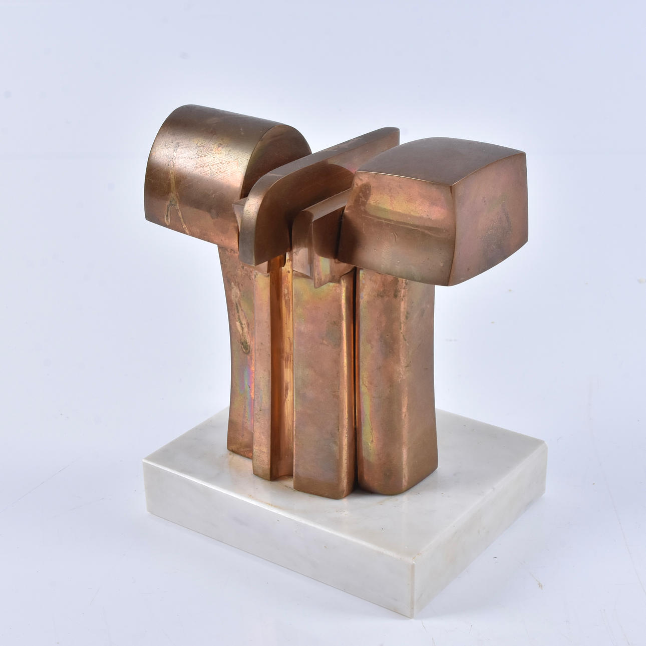 JOSE LUIS SANCHEZ. VEISTOS, PRONSSI MARMORIJALUSTALLA, ”LEVIATHAN”.