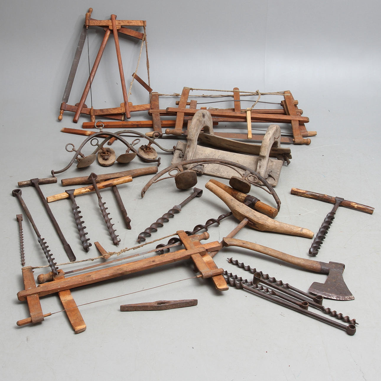 PARTI REDSKAP & VERKTYG, Allmoge.