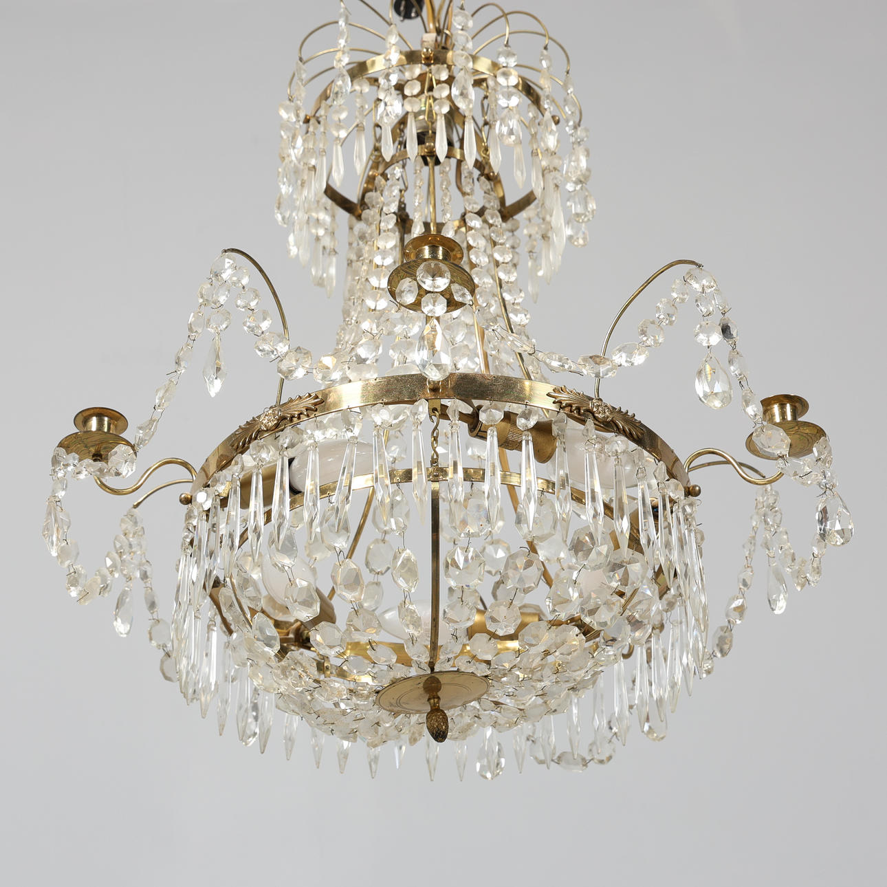 A Gustavian style chandelier, electrified.