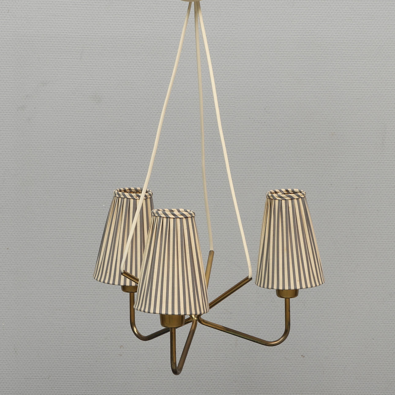 A metal ceiling lamp, 3 light points, 20th century.