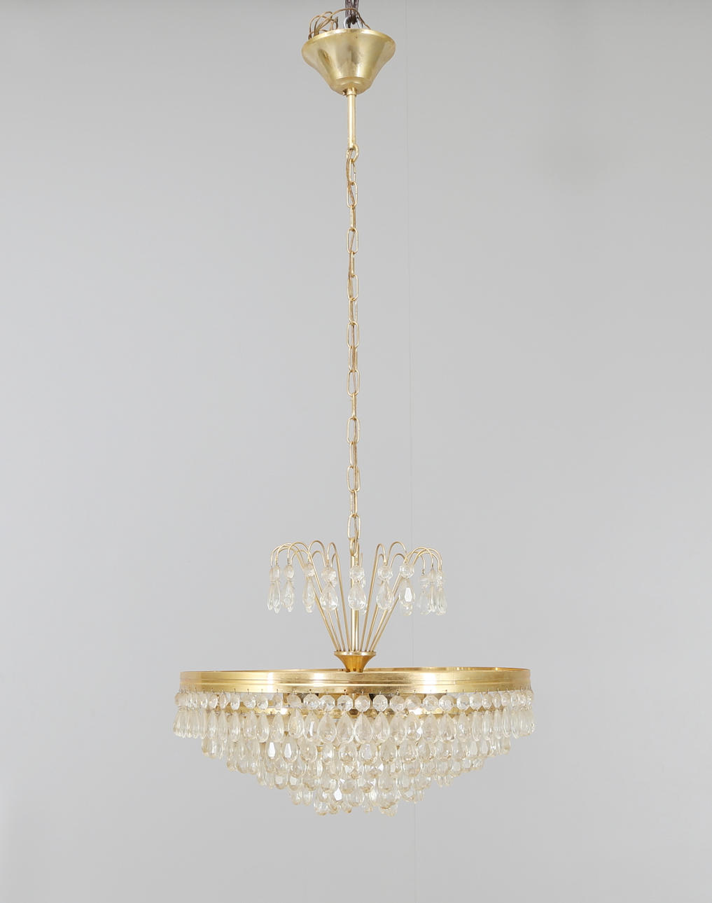 VÄGGLAMPETTER samt TAKKRONA, 3 delar, 1900-tal.