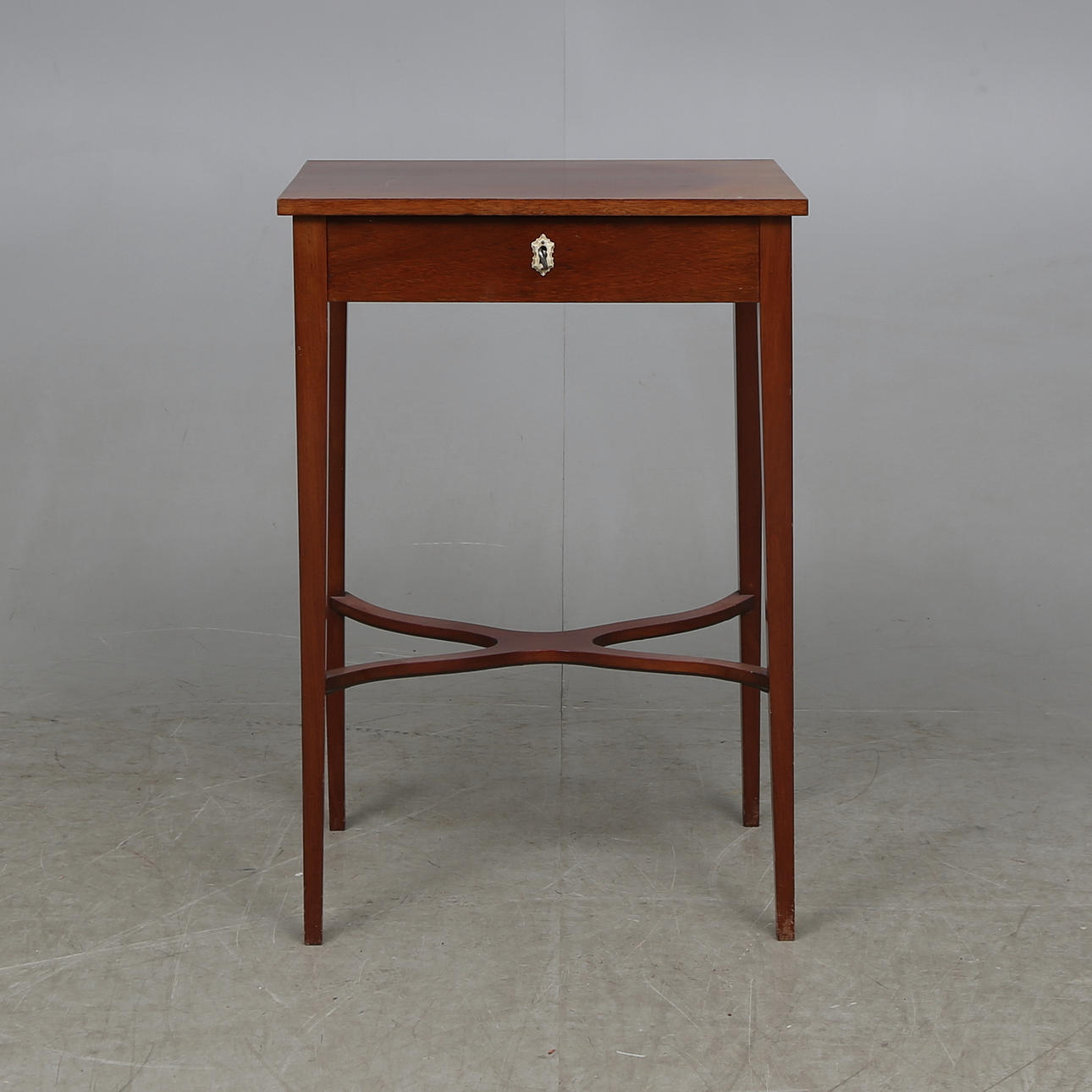 SYBORD, sengustaviansk stil, 1900-tal.