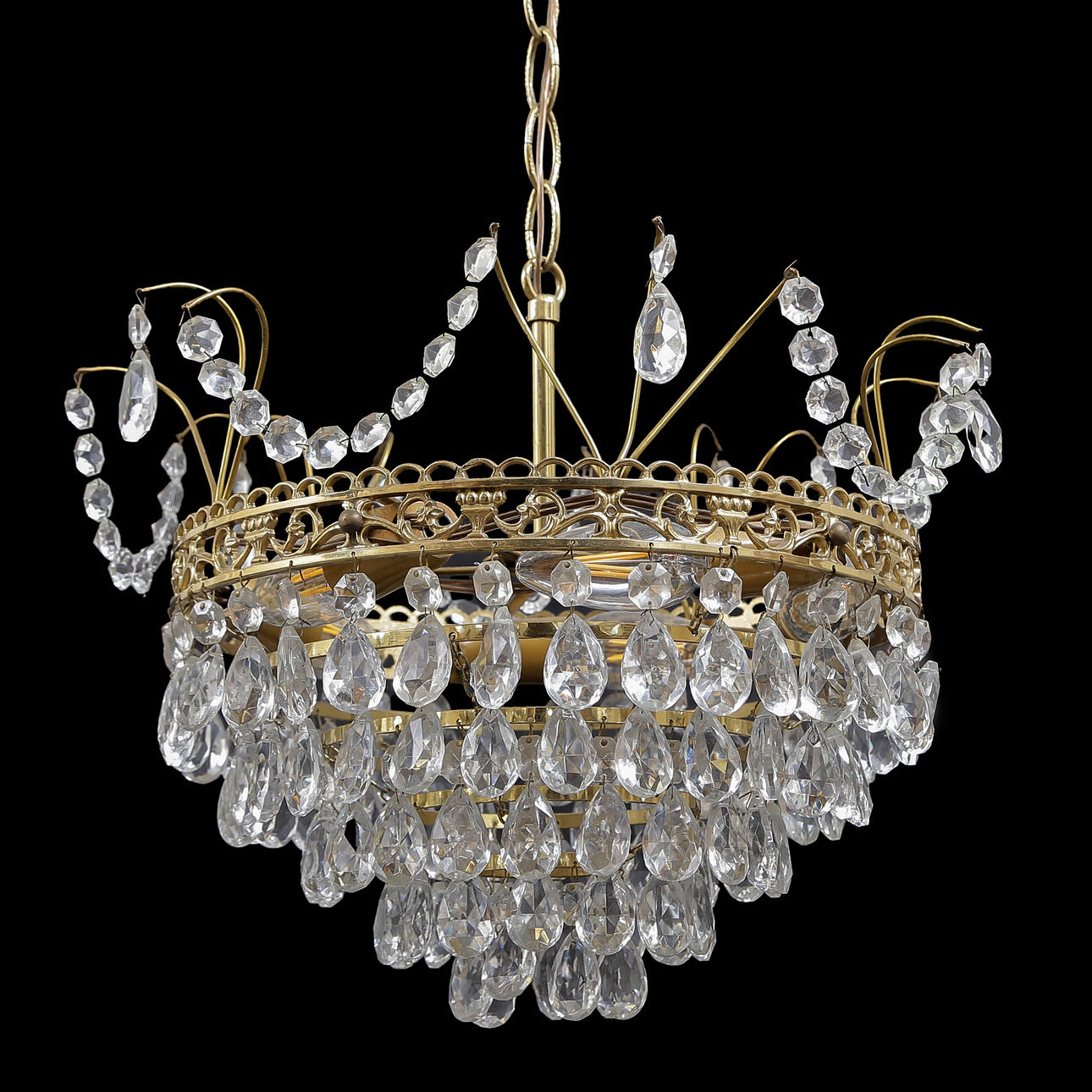 CEILING CHANDELIER, BRASS, PRISMS, 20TH CENTURY.