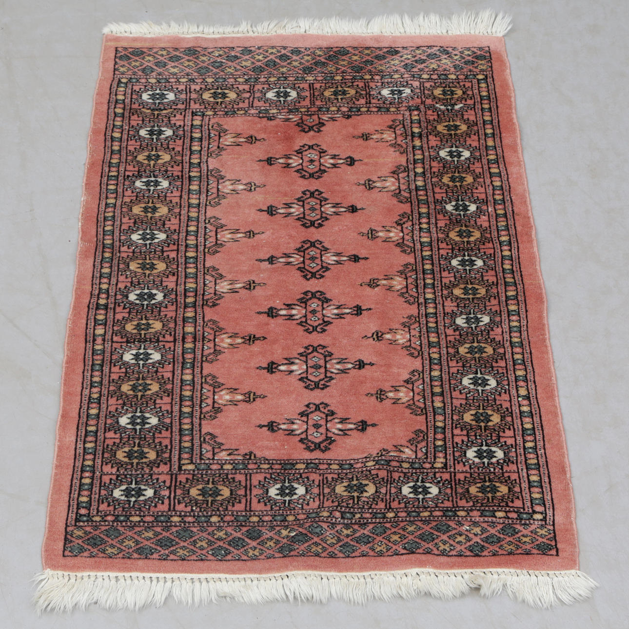 MINIMATTA, Oriental. 65x90.