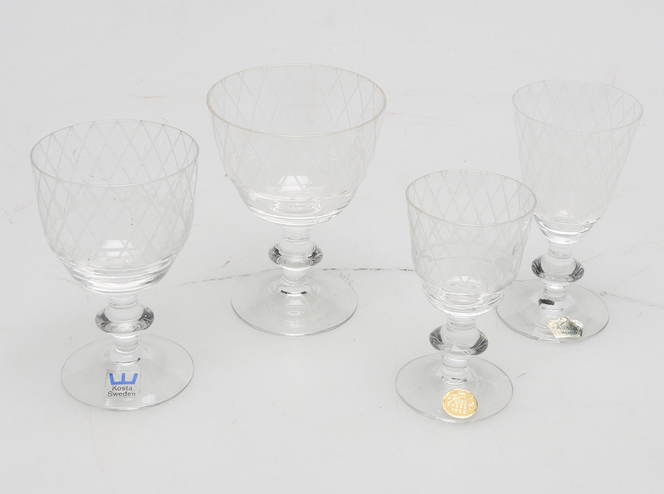 GLASSERVIS, 42 delar, "Sickan", Vicke Lindstrand, Kosta, 1900-talets andra hälft.