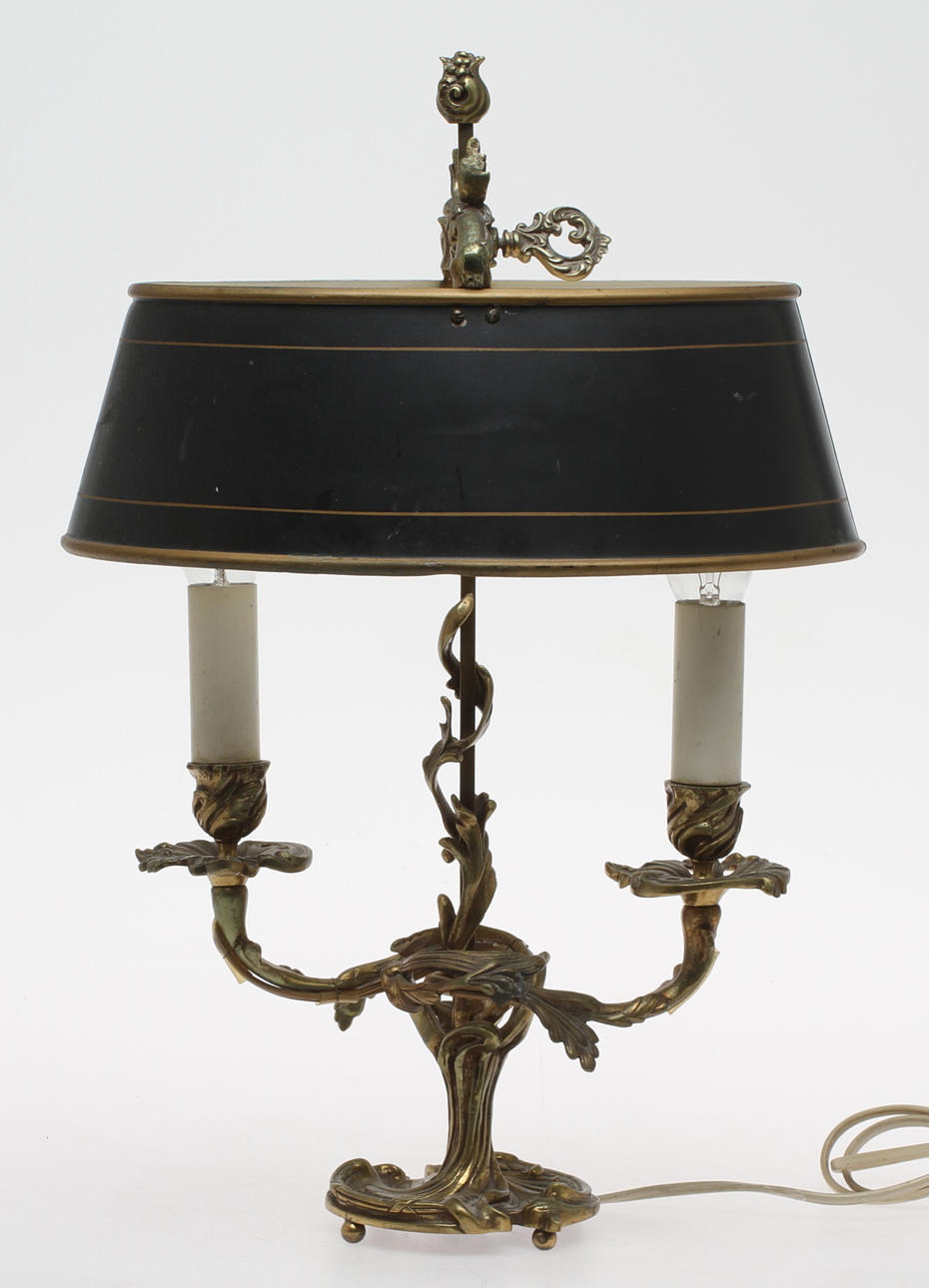 BORDSLAMPA, så kallad Bouilotte, rokokostil, 1900-tal.