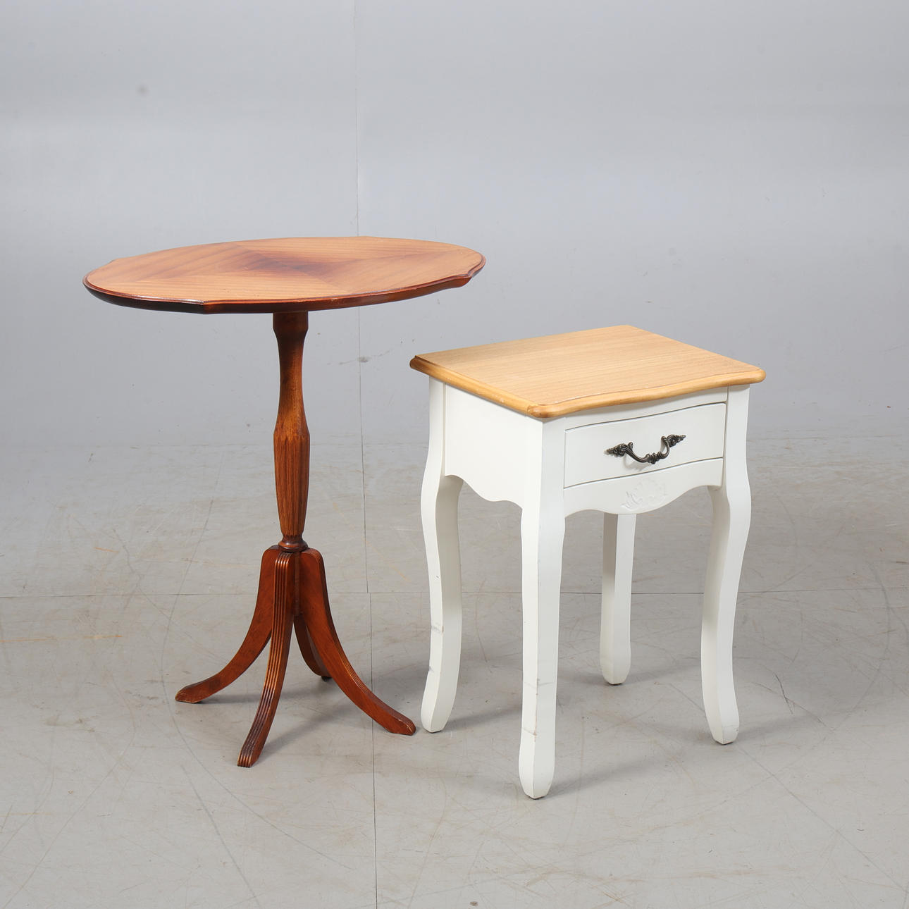 PILLAR TABLE and bedside table.