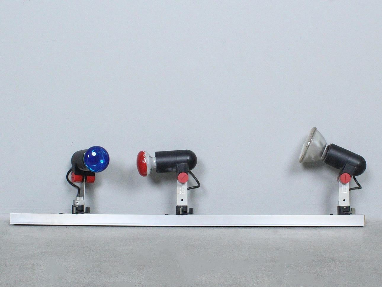 ERCO. Schienenleuchte / Lichtleiste.