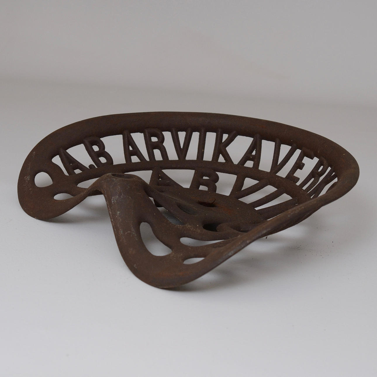 TRAKTORSITS, Arvika gjutjärn.