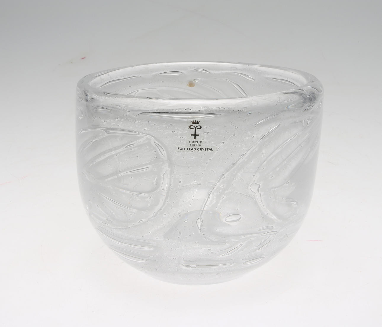 KONSTGLAS, skål, "Thalatta", Bengt Edenfalk, signerad och numrerad nr 3.