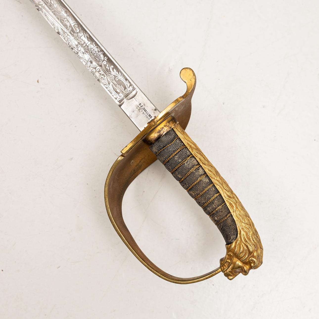 SABEL, svensk, m/1878-1915 för officer vid flottan, med balja. Vapen ...