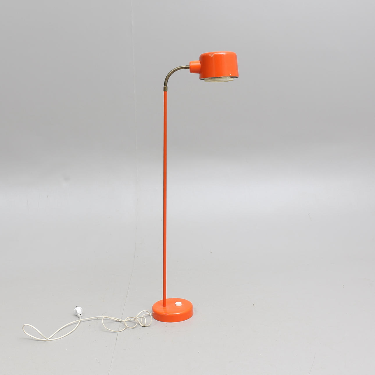 GOLVLAMPA, metall, "Elidus", design Hans Agne Jakobsson, 1900-talets andra hälft.