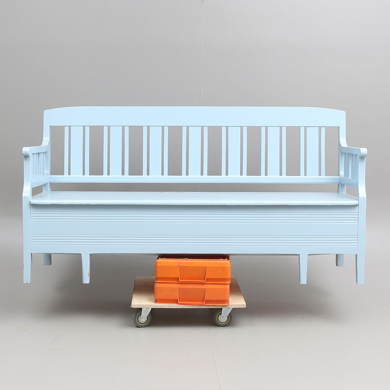 KÖKSSOFFA, bemålat trä, 1900-tal.