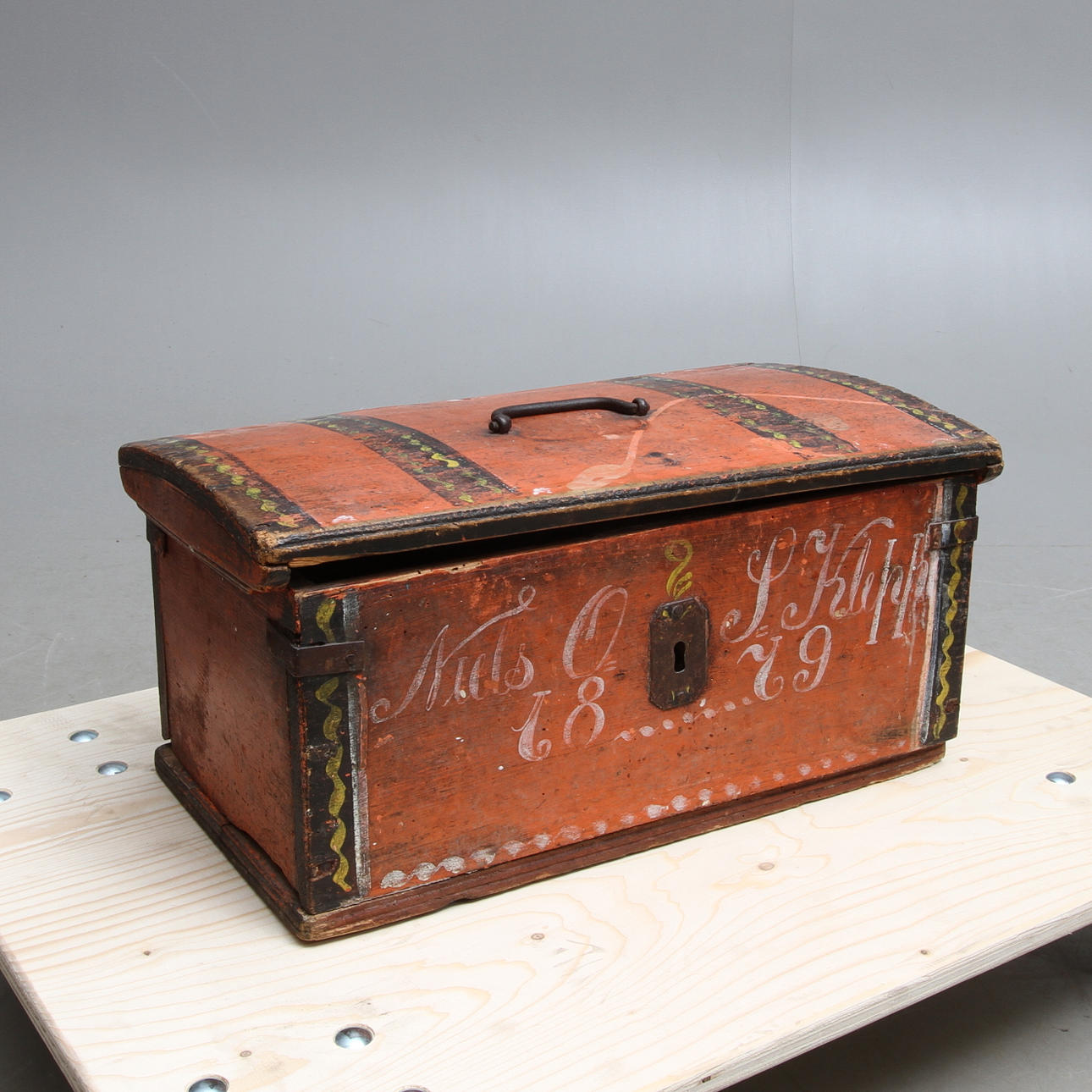 KISTA, allmoge, daterad 1879.