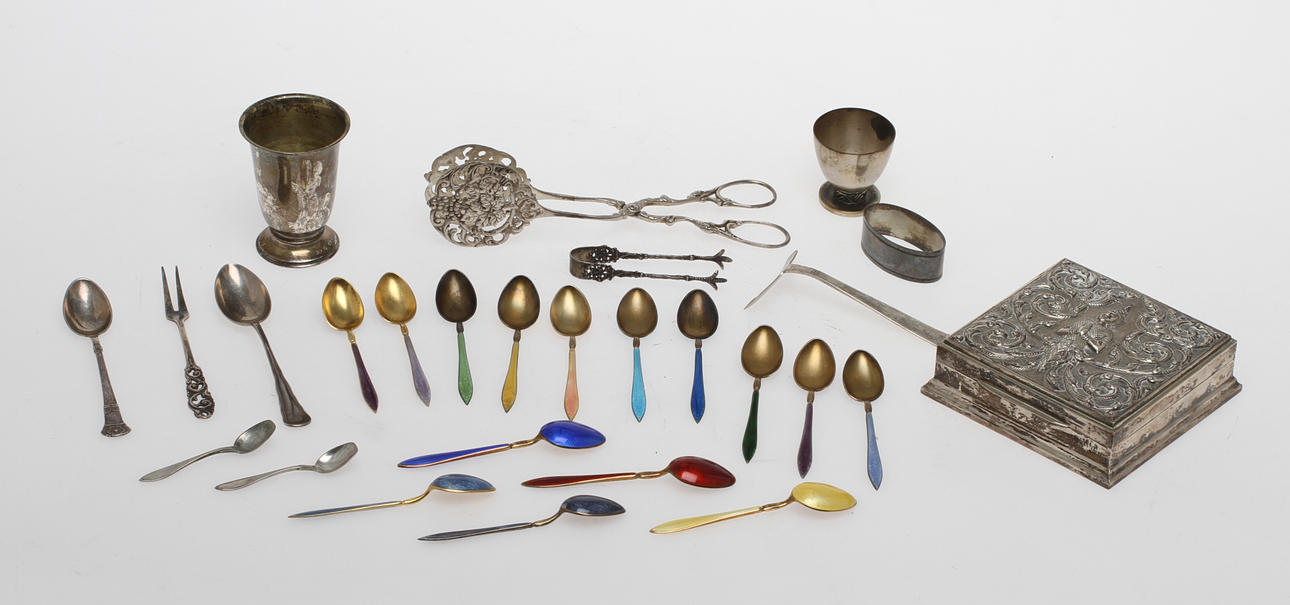 PARTI SILVER, bla kaffeskedar med emlajdekor, 1900-tal.