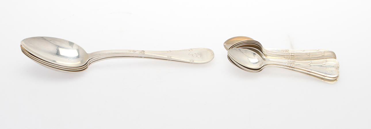 4 MATSKEDAR och 12 KAFFESKEDAR, silver, CG Hallberg 1900-tal.