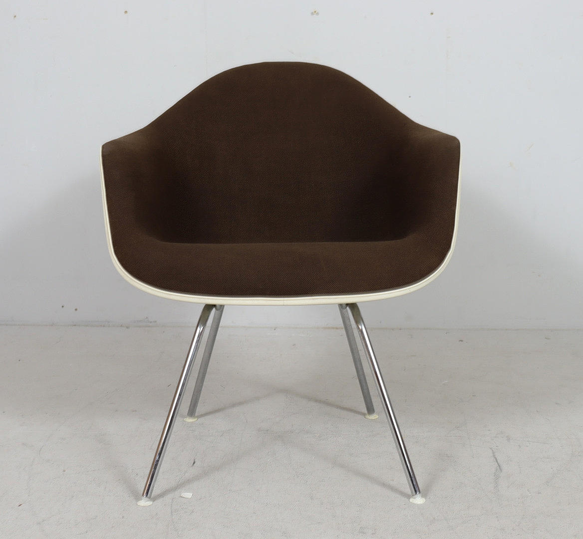 CHARLES/ RAY EAMES. Charles and Ray Eames for Vitra, armchair, model: 'Dax', 1970s.