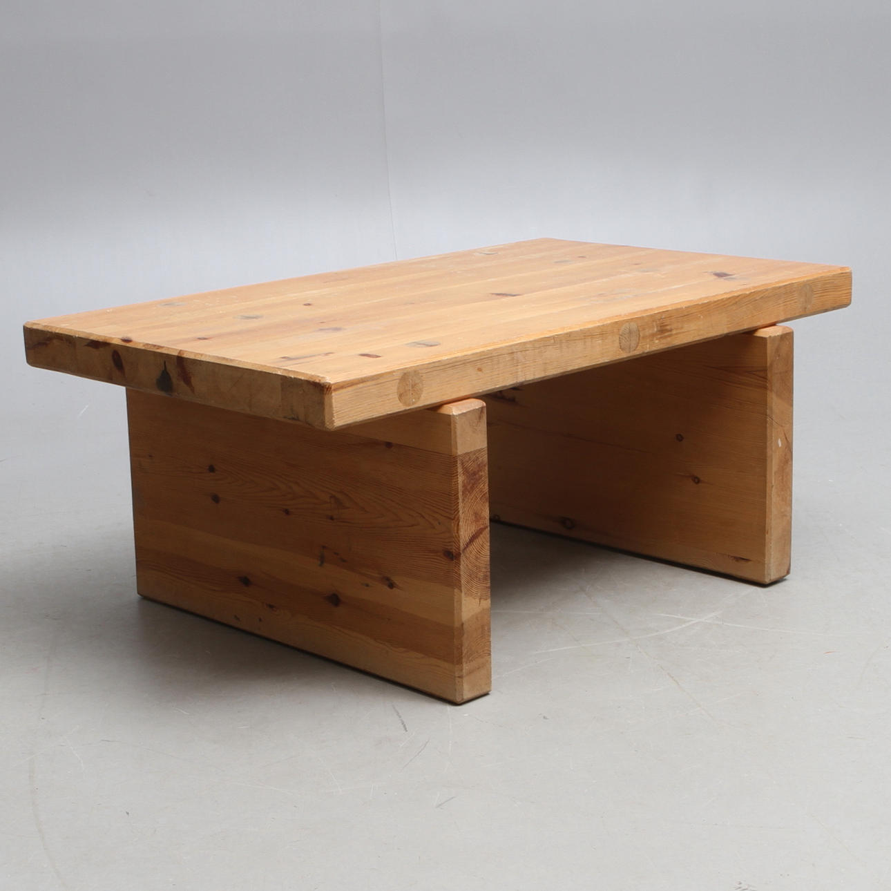 SOFFBORD, furu, 1900-talets andra hälft.