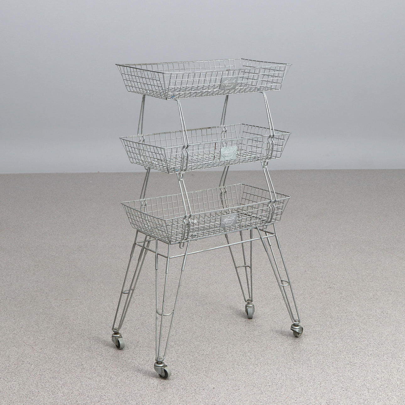 KNORR, DISPLAY STAND. Metal. Contemporary Manufacturing.