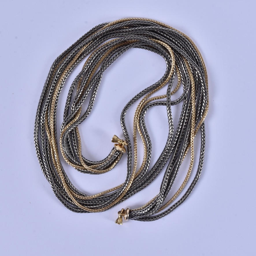 OLE LYNGGAARD. Halskæde, oxideret sølv og guld 18K.