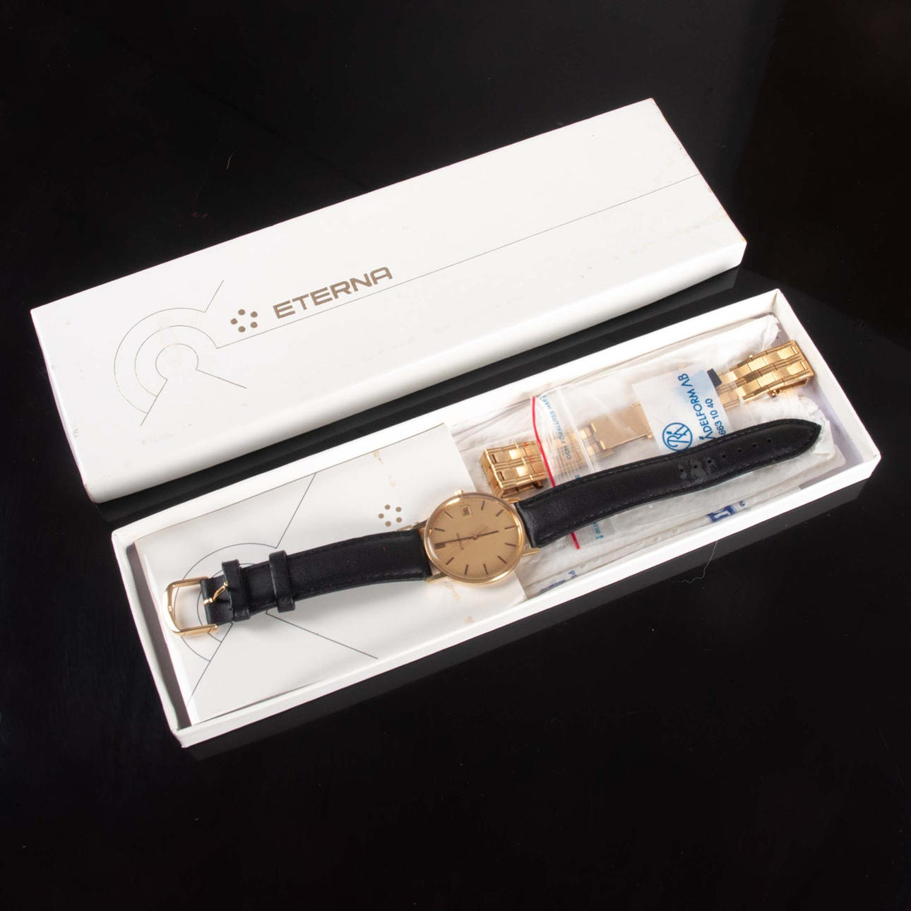 ETERNA RANNEKELLO 14K KULTAA. Kellot - Rannekellot - Auctionet