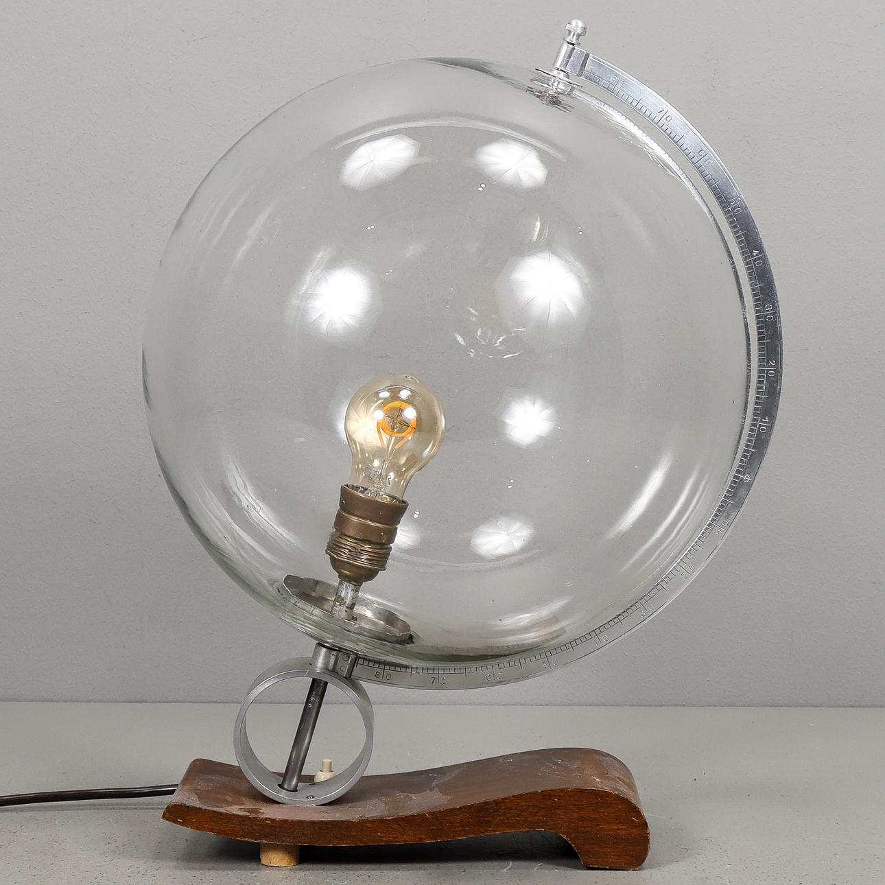 TABLE LAMP remade globe.